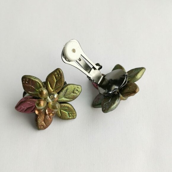 Vintage 90s Czech Bead Earrings Clip On Leaves - Picture 2 of 4